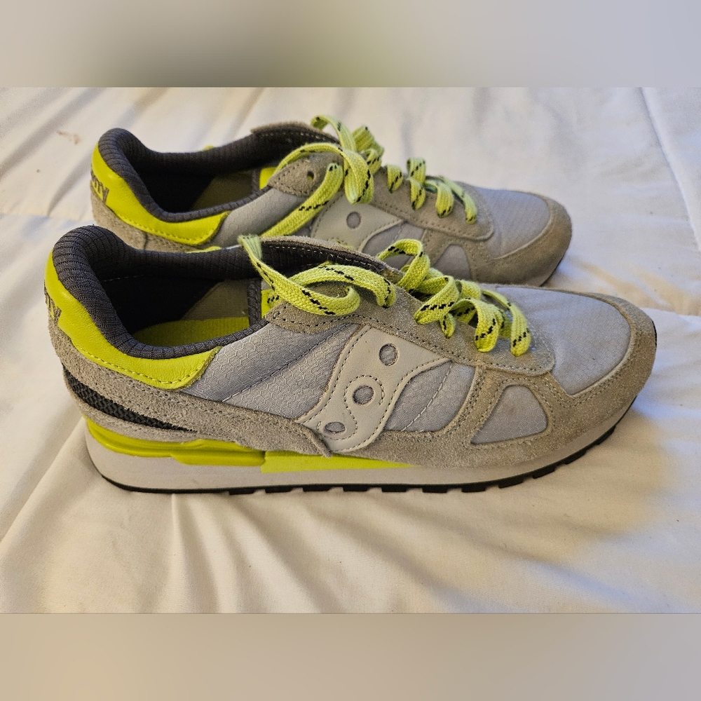 Saucony size 8.5 mens